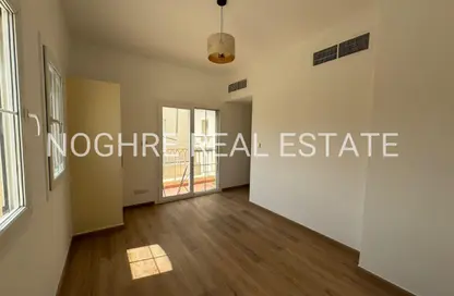Villa - 2 Bedrooms - 3 Bathrooms for rent in Springs 14 - The Springs - Dubai