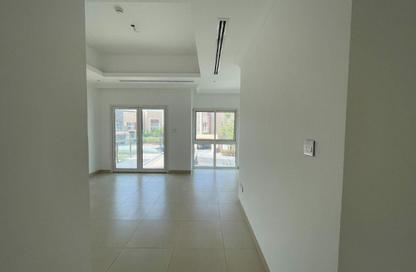 Villa - 4 Bedrooms - 5 Bathrooms for rent in Villa Lantana 1 - Villa Lantana - Dubai Science Park - Dubai