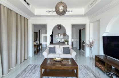 Apartment - 2 Bedrooms - 3 Bathrooms for rent in Tajer Residences - The Old Town Island - Old Town - Downtown Dubai - Dubai