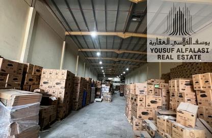 Warehouse - Studio - 2 Bathrooms for rent in Umm Al Thuoob - Umm Al Quwain