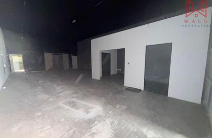 Warehouse - Studio - 1 Bathroom for rent in Ras Al Khor - Dubai