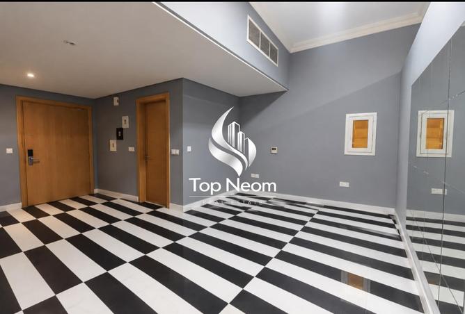 Spacious Studio Apartment | Lincoln Park West Side, Arjan