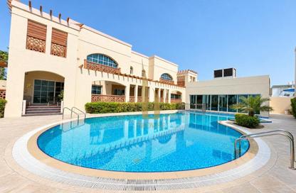 Villa - 5 - 5 for rent in Umm Suqeim 1 Villas - Umm Suqeim 1 - Umm Suqeim - Dubai