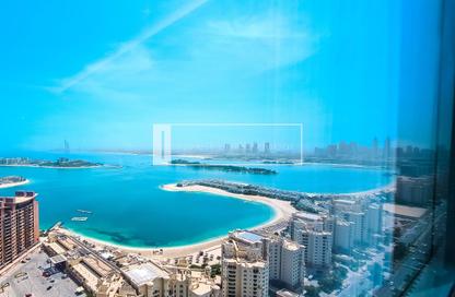 Apartment - Studio - 1 Bathroom for rent in The Palm Tower - Palm Jumeirah - Dubai