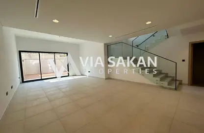 Townhouse - 3 Bedrooms - 4 Bathrooms for sale in Aldhay at Bloom Gardens - Bloom Gardens - Al Salam Street - Abu Dhabi