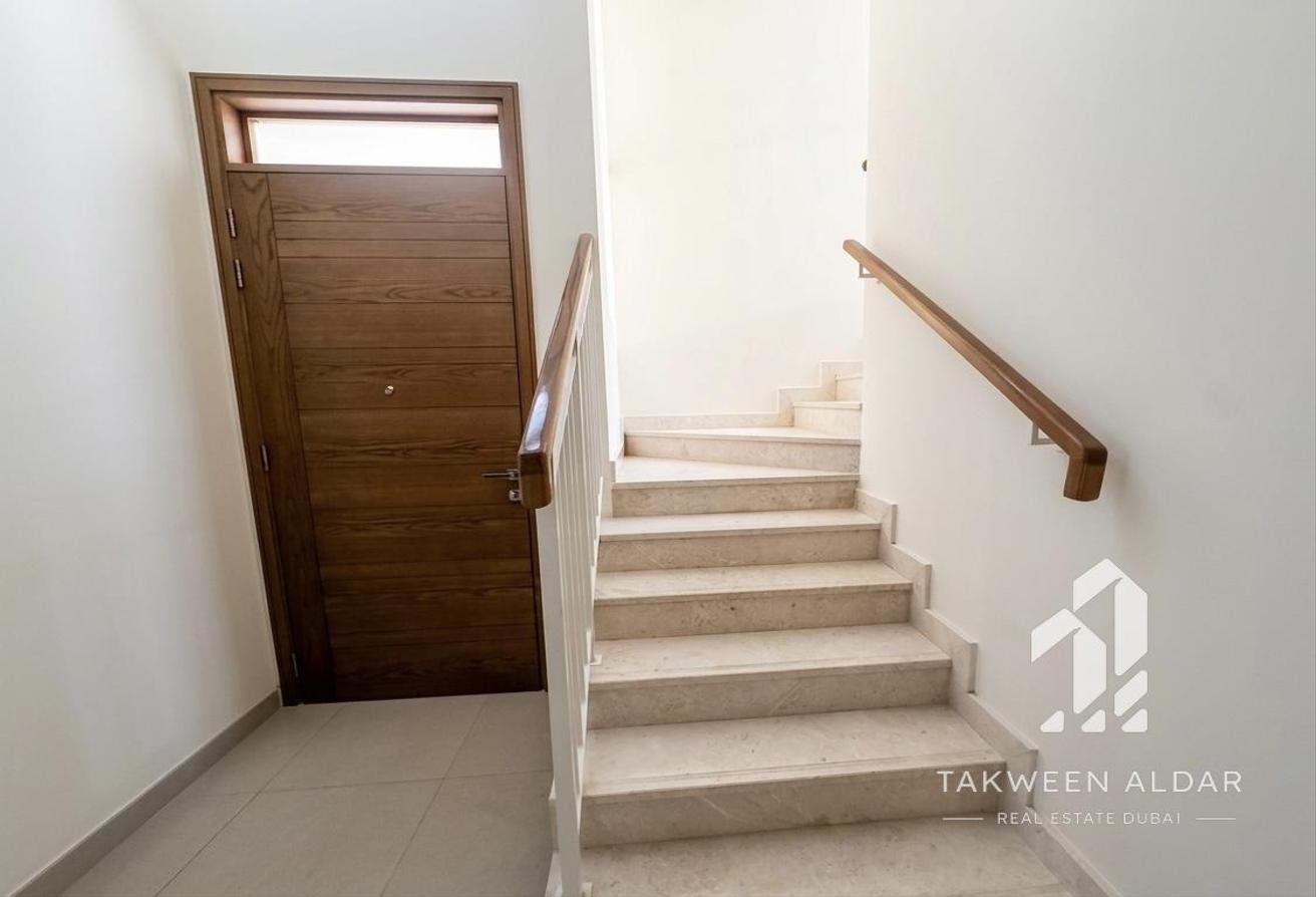 Corner Unit | Spacious Layout | Prime Location photo 14