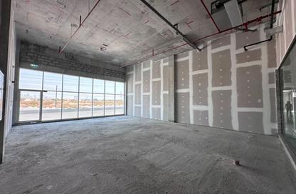 Shop - Studio - 1 Bathroom for rent in Nadd Al Hammar - Dubai