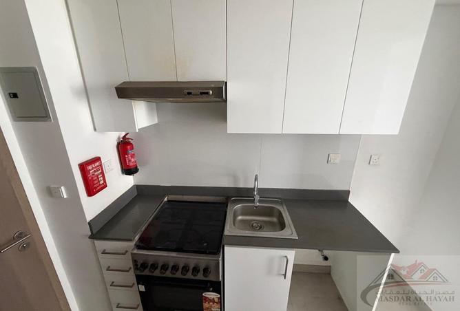 72723516 - Property Image 3