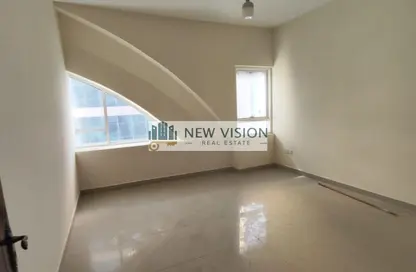 شقة - غرفة نوم - 1 حمام للايجار في برج الشارقة 555 - كورنيش الخان - الخان - الشارقة