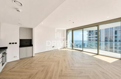 Apartment - 2 - 3 for rent in Peninsula Three - Peninsula - Business Bay - Dubai