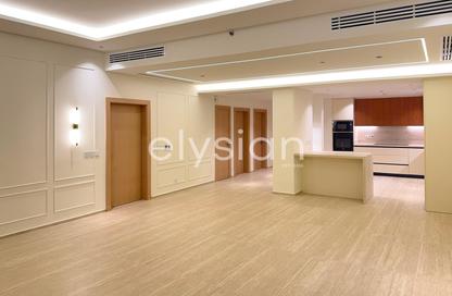Apartment - 2 Bedrooms - 3 Bathrooms for rent in Al Hamri - Shoreline Apartments - Palm Jumeirah - Dubai