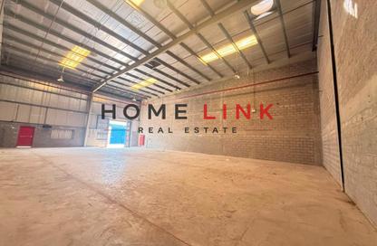 Warehouse - Studio for rent in Al Sajaa Industrial - Al Sajaa - Sharjah