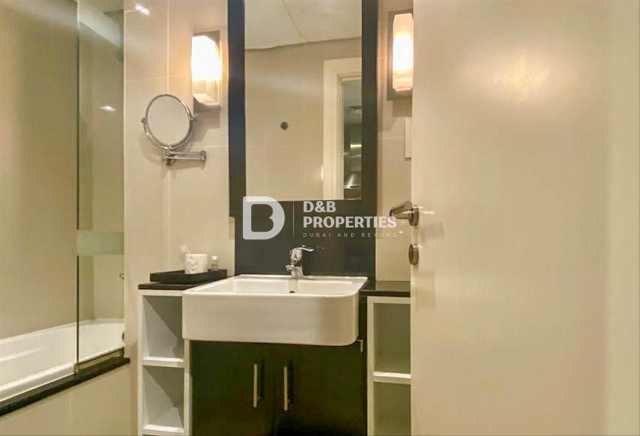 Prime Location | High Floor | Multiple cheques photo 8