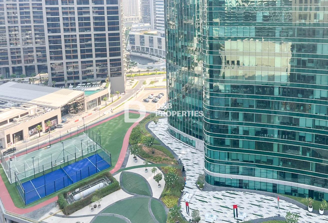 Prime Location | High Floor | Multiple cheques photo 12
