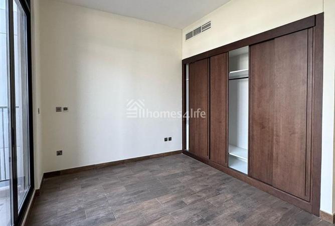 Internal | Vacant | Opposite Park | Options photo 2
