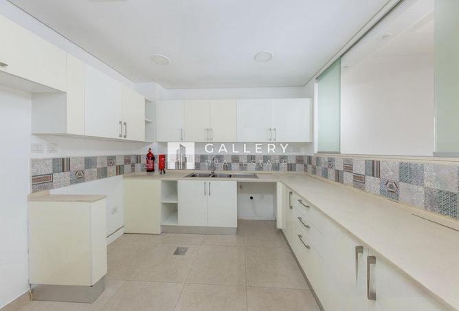 81961531 - Property Image 2