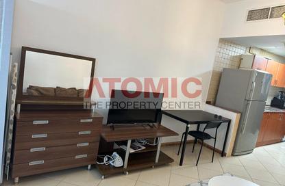 Apartment - Studio - 1 for rent in Marina Diamond 2 - Marina Diamonds - Dubai Marina - Dubai
