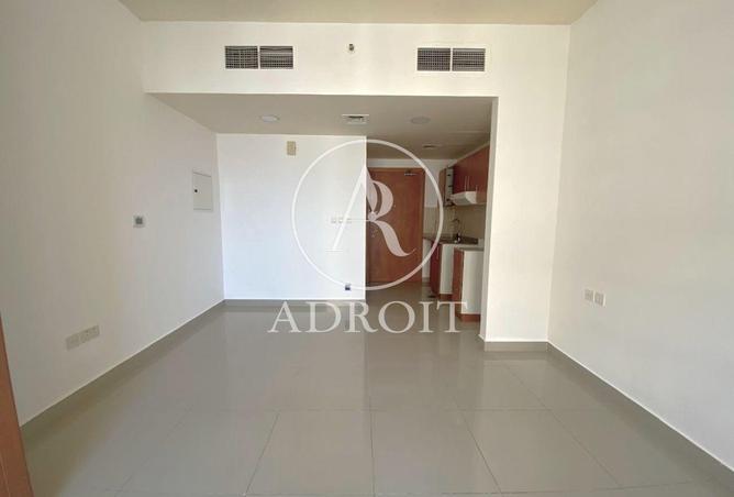 57557300 - Property Image 3