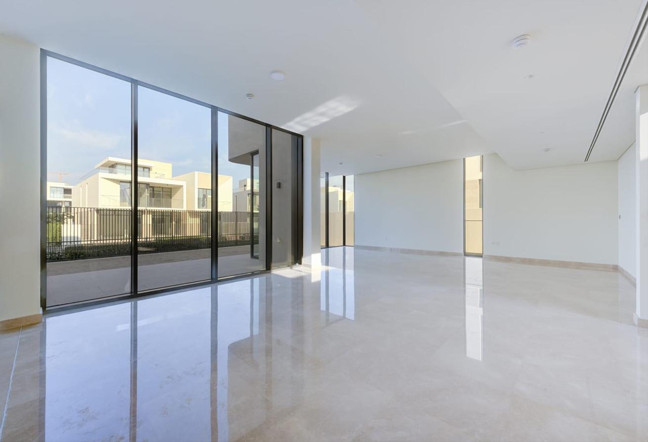 DHE Hillcrest 5 Bed, Near GEMS Wellington photo 10