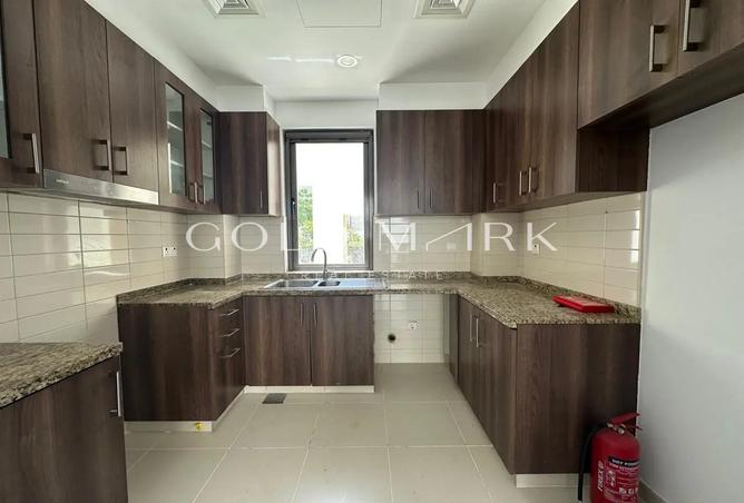 79825390 - Property Image 3