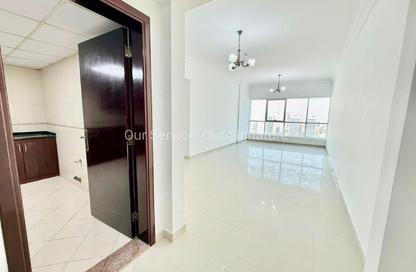 Apartment - 1 Bedroom - 2 Bathrooms for rent in New Al Taawun Road - Al Taawun - Sharjah
