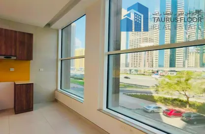 Apartment - 1 Bathroom for rent in DXB Tower - Sheikh Zayed Road - Dubai