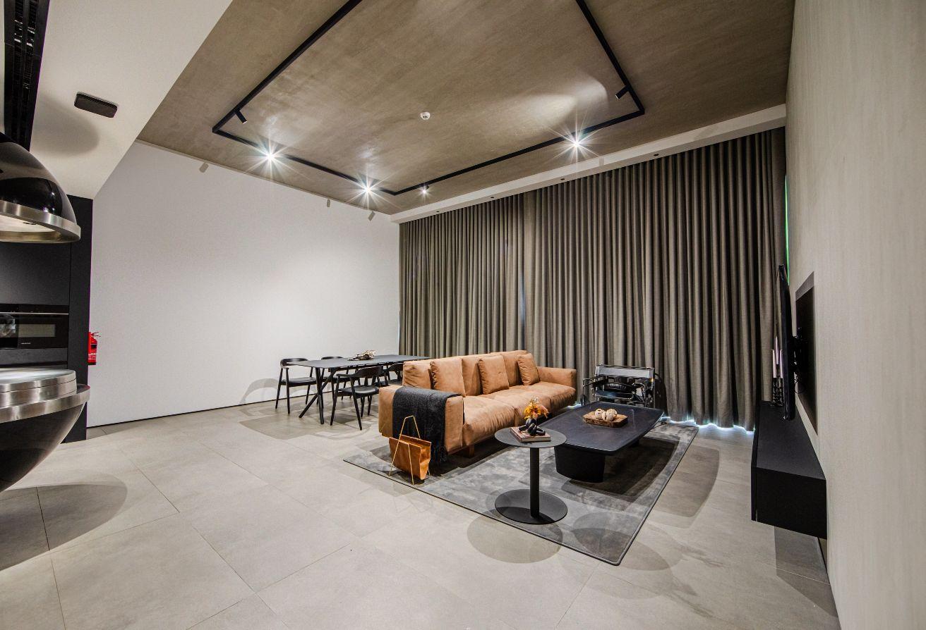 Brand New | Luxury Penthouse | Private Pool photo 3