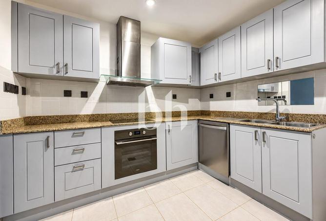 102417707 - Property Image 2