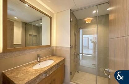 Apartment - 2 Bedrooms - 3 Bathrooms for rent in Burj Vista Tower 1 - Burj Vista - Downtown Dubai - Dubai