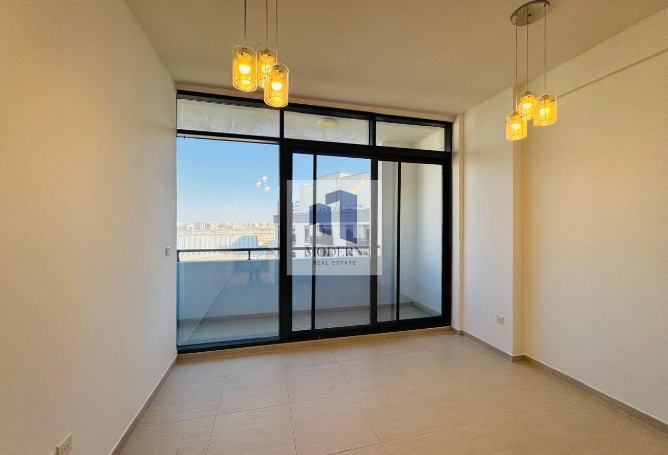 3 BR Apartment with Covered Parking in Dubai photo 9