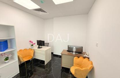 Co-working space - Studio - 1 for rent in Fatima Mohammad Ahmad Bin Suleiman Building - Al Raffa - Bur Dubai - Dubai