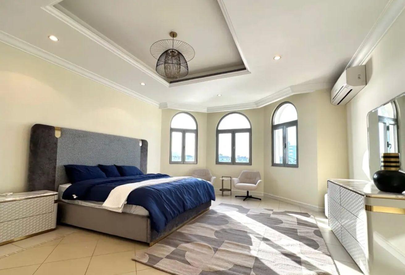 Upgraded | Fully Furnished |Royal Atlantis view photo 4