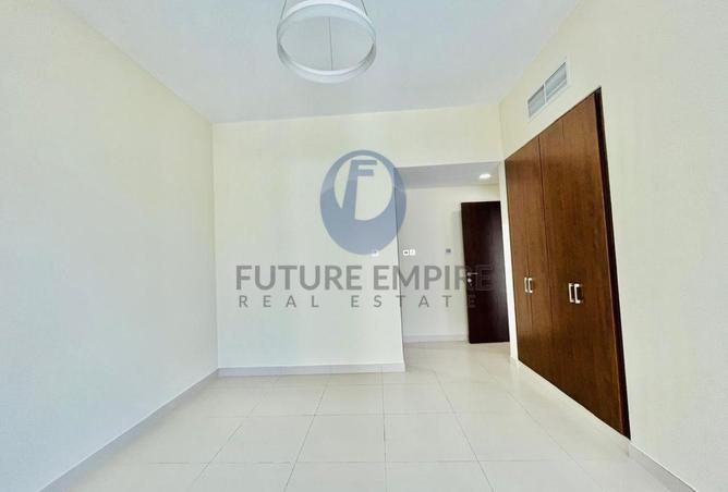 73864131 - Property Main Image