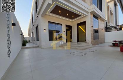 Villa - 5 Bedrooms - 7 Bathrooms for sale in Al Yasmeen 1 - Al Yasmeen - Ajman