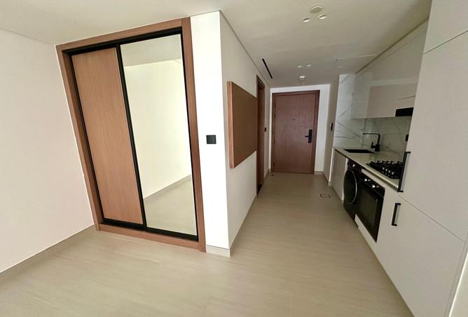 144614421 - Property Image 3