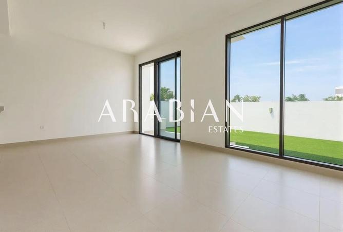 73110422 - Property Image 2