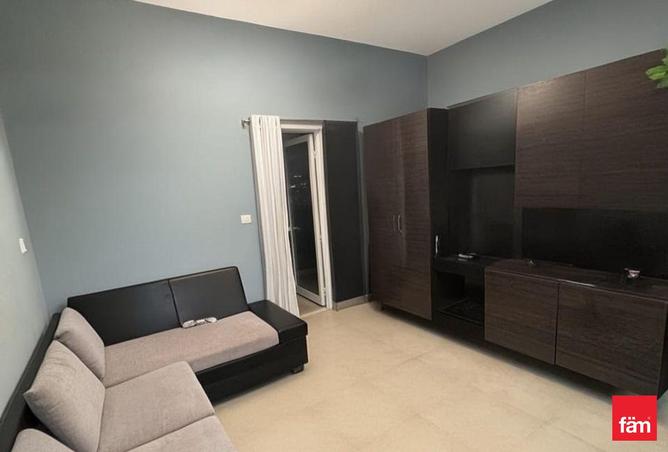 73110975 - Property Image 3