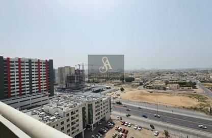 Apartment - Studio - 1 Bathroom for rent in Mandarin Towers - Garden City - Ajman