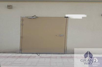 Warehouse - Studio - 1 Bathroom for rent in Jebel Ali Industrial 1 - Jebel Ali Industrial - Jebel Ali - Dubai