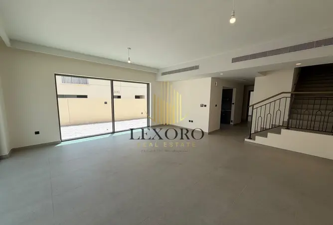 166070304 - Property Image 3