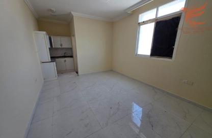 Apartment - Studio - 1 for rent in Al Turfa - Ras Al Khaimah