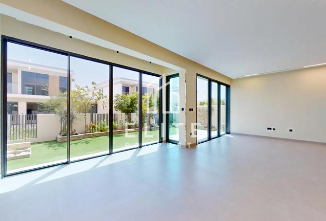 74253848 - Property Image 2