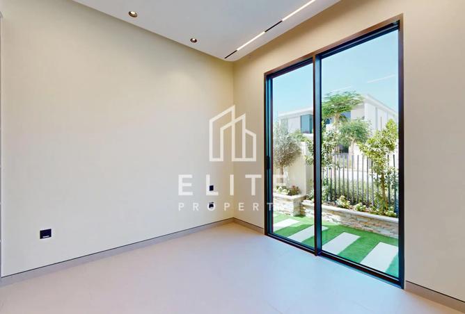 74253848 - Property Image 3