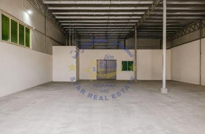 Warehouse - Studio - 1 for rent in Al Hayl - Fujairah