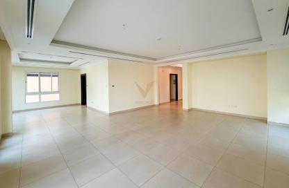 Villa - 4 - 6 for rent in Villa Lantana 2 - Villa Lantana - Dubai Science Park - Dubai