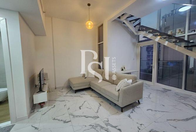 2OkKLotLsYa - Property Image 2