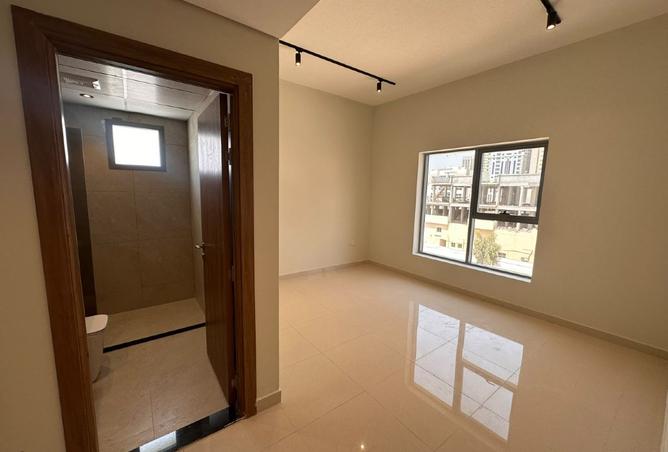 141019788 - Property Image 2