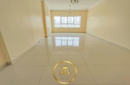 Apartment - 3 Bedrooms - 4 Bathrooms for rent in Al Mamzar - Al Mamzar - Sharjah - Sharjah