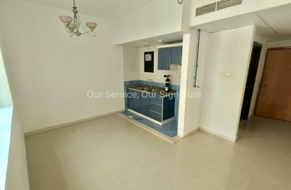 Apartment - Studio - 1 Bathroom for rent in New Al Taawun Road - Al Taawun - Sharjah Apartment - Studio - 1 Bathroom for rent in New Al Taawun Road - Al Taawun - Sharjah
