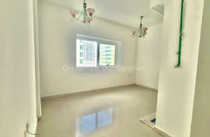 Apartment - 1 Bathroom for rent in New Al Taawun Road - Al Taawun - Sharjah